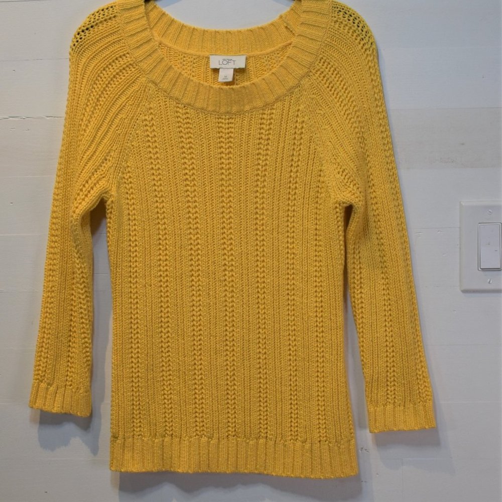 AT LOFT Loungy Sweater for every season in size medium